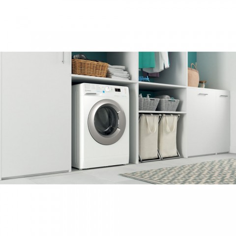 Стиральная машина Indesit BWSA 61051 WSV RU