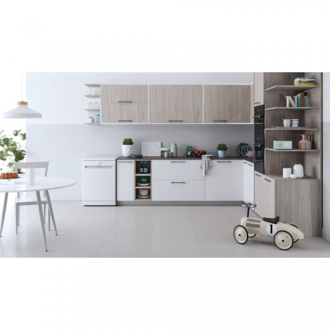 Посудомоечная машина Indesit DFE 1B19 14