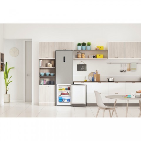 Холодильник Indesit ITS 5200 X