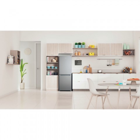 Холодильник Indesit ITS 4160 S