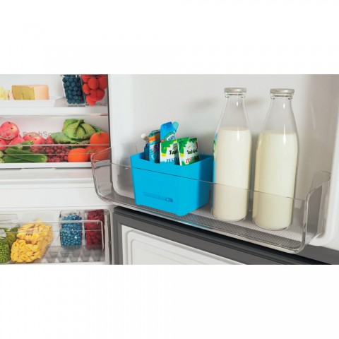 Холодильник Indesit ITR 5200 X