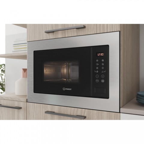 Микроволновая печь Indesit MWI 125 GX