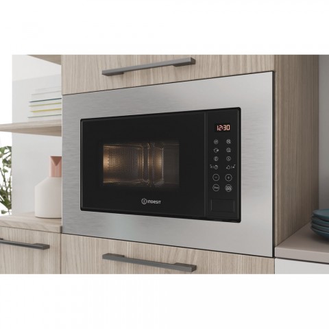 Микроволновая печь Indesit MWI 120 GX