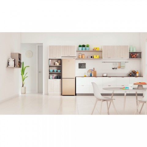 Холодильник Indesit ITR 4160 E