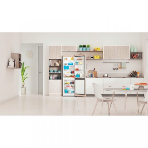 Холодильник Indesit ITR 5180 E