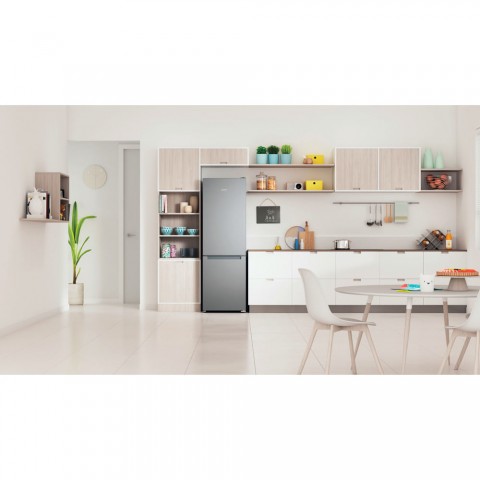 Холодильник Indesit ITS 4180 S