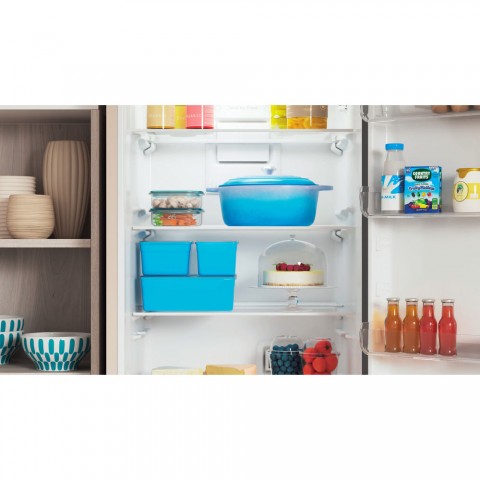 Холодильник Indesit ITR 5180 E