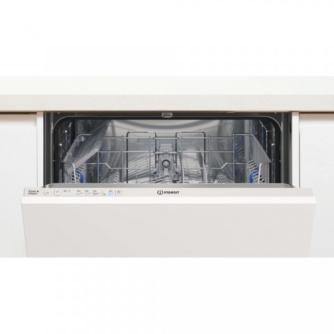 Посудомоечная машина Indesit DIE 2B19
