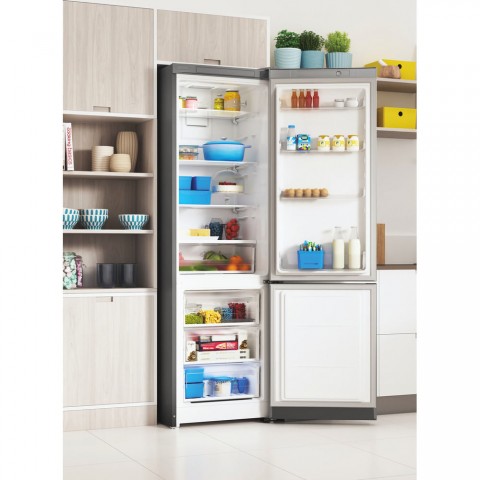 Холодильник Indesit ITS 5200 X