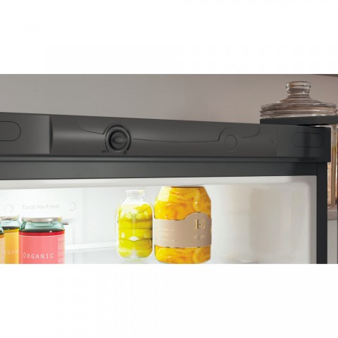 Холодильник Indesit ITS 4180 S