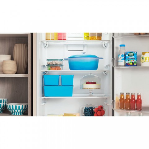 Холодильник Indesit ITR 4180 E