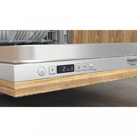 Посудомоечная машина  Ariston HI 5030 WEF