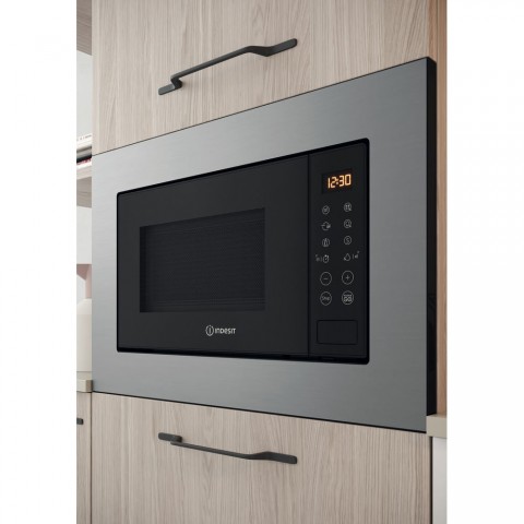 Микроволновая печь Indesit MWI 120 GX