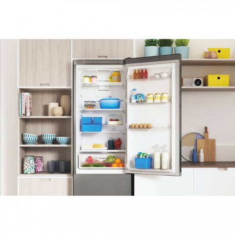 Холодильник Indesit ITR 5200 X